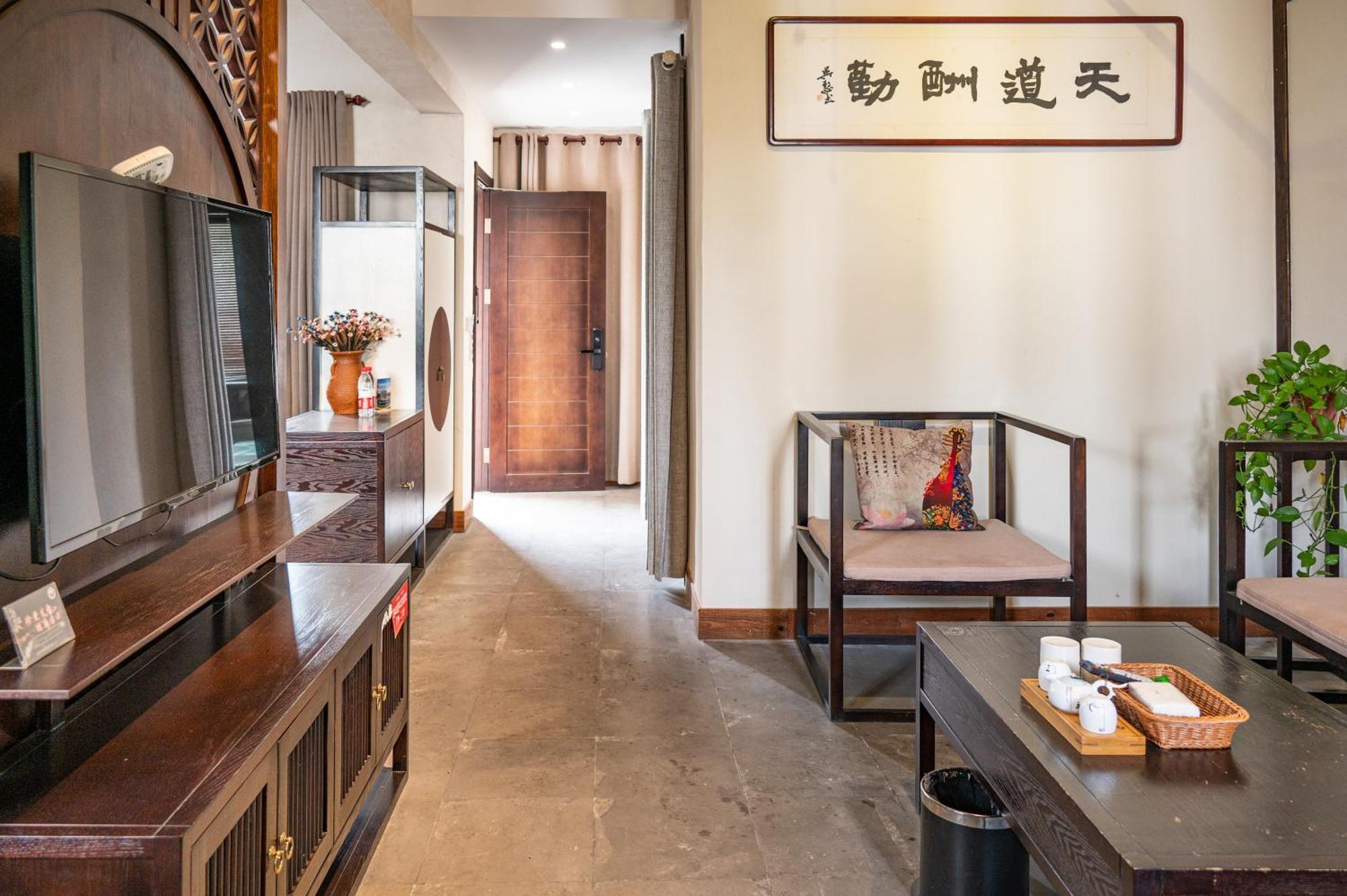 Tingjian Musu Private Soup Design Homestay - South Gate Of Wuzhen Xizha Scenic Area Tongxiang Esterno foto